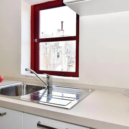 Lucky Star 501 By Vallettastay La Valette