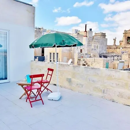 Vallettastay- Lucky Star Penthouse 501 Апартаменты